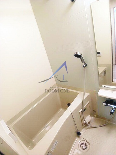 ラビット・イヤー・アイリスの浴室|お風呂です。