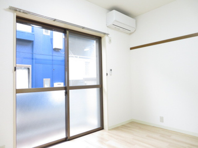 【居間・リビング】 | メゾンドアーサⅡ | 1階洋室