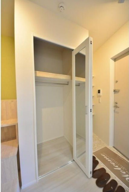 グランレジデンス駒沢大学S　礼金0　最上階　角部屋　デザイナーズの玄関