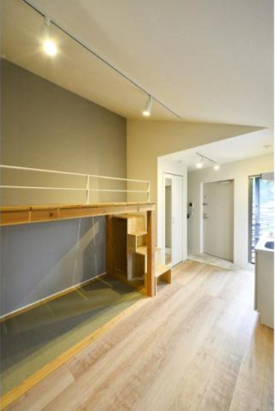 グランレジデンス駒沢大学S　礼金0　最上階　角部屋　デザイナーズの居間・リビング