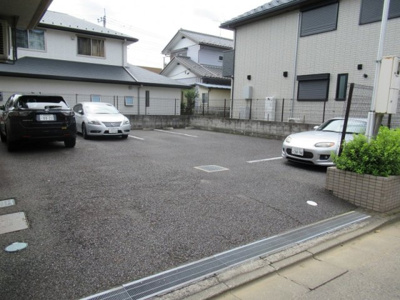 【駐車場】 | トライアーバンめじろ台(トライアーバンメジロダイ)