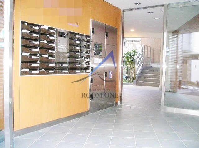 レ　シャンブル　ヴァレのエントランス|エントランスです。