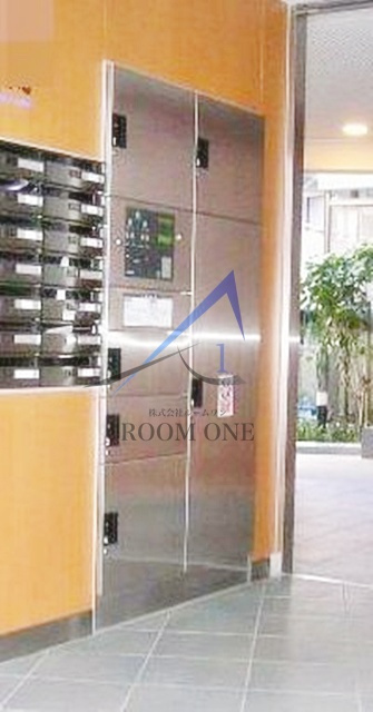 レ　シャンブル　ヴァレのその他共用部分|宅配ボックスです。