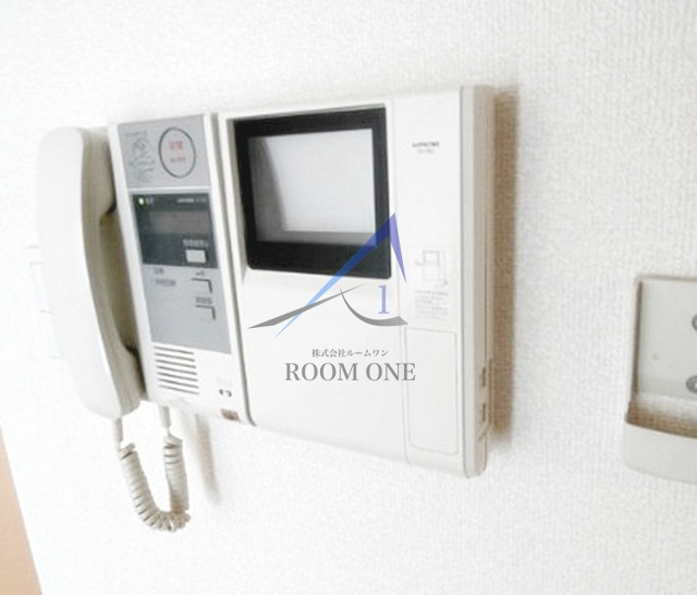 レ　シャンブル　ヴァレのセキュリティ|モニター付きインターホンです。