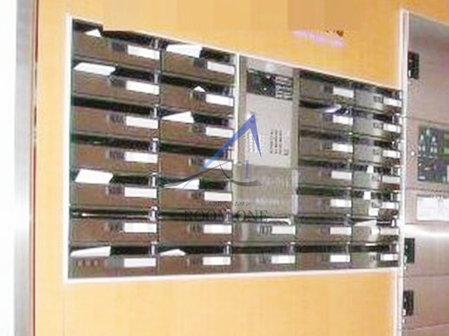 レ　シャンブル　ヴァレ