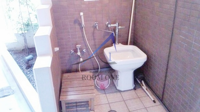 レ　シャンブル　ヴァレ