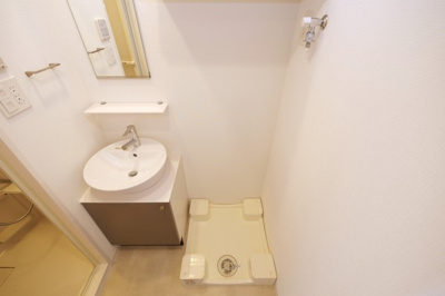 【設備】 | JMFレジデンス海老江 | 洗濯機置き場です。