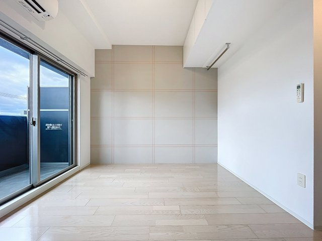 アルティザ淡路駅東の居間・リビング