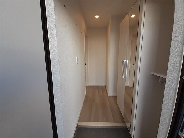 ホワイトベリー　　刈谷市近郊の賃貸はクラスホーム刈谷店の玄関