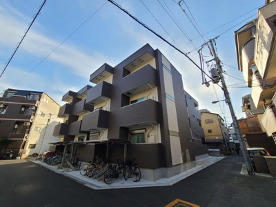 【外観】 | フジパレス下新庄駅東１番館 | シンプルなデザインの外観です