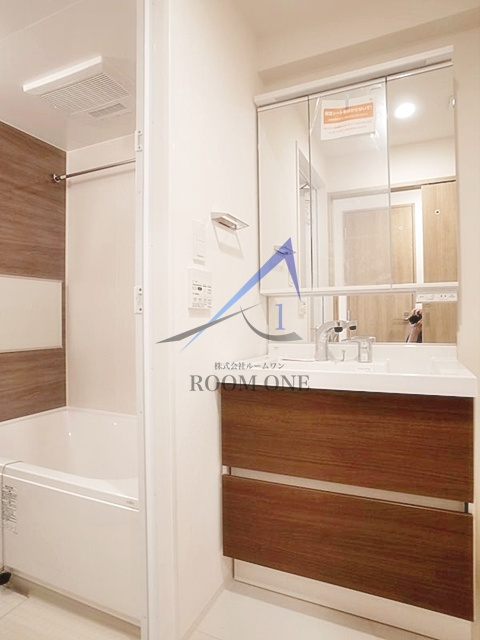 Trimestorielの洗面所|独立洗面台です。