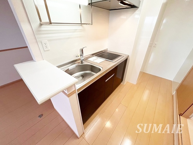 Ｉ.ヴィレッジ　ＥＡＳＴのキッチン|IHコンロのシステムキッチン！