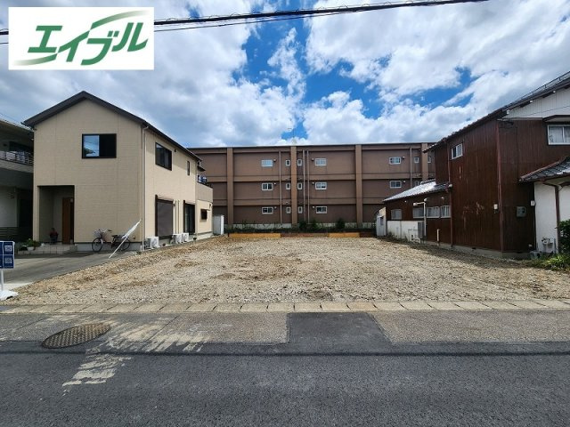 小牧市小牧1丁目　新築戸建　1号棟の外観|小牧駅　徒歩１３分。太陽光発電あり。
ドラッグストア・コンビニ　近く。