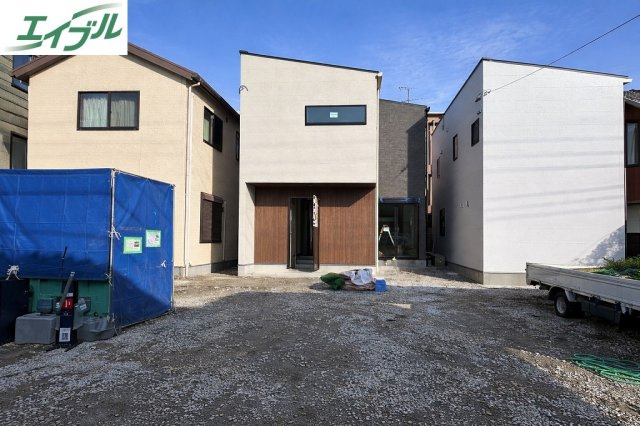 小牧市小牧1丁目　新築戸建　1号棟