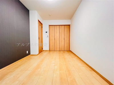 【居間・リビング】 | ザ・ファルティ横濱元町