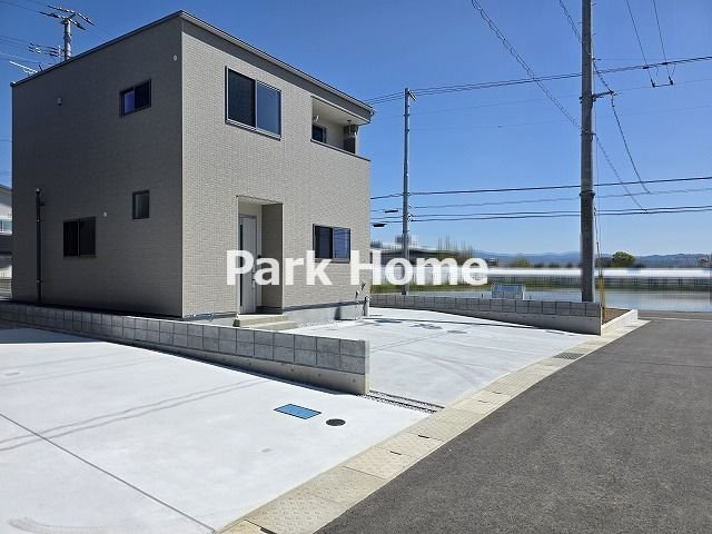 香南市野市町西野 ⑧ 新築戸建ての前面道路含む現地写真