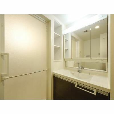 パークウッドレジデンス日本橋の独立洗面台