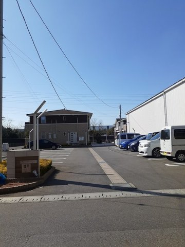 グラシオッソＢ　　刈谷市近郊の賃貸はクラスホームの駐車場|駐車スペースもあります