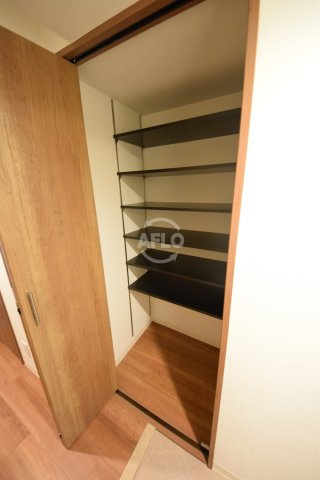 フォーリアライズ本町レクスの収納|フォーリアライズ本町レクス　シューズボックス