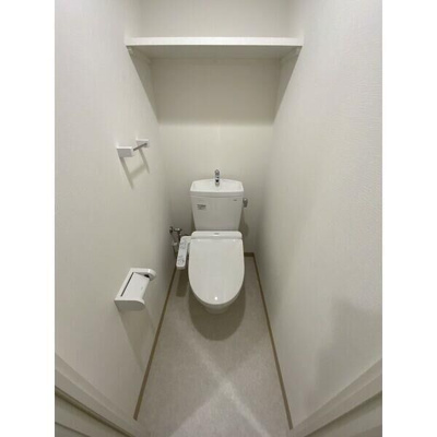 【トイレ】 | アリビオ夕陽丘 | 落ち着いた色調のトイレです