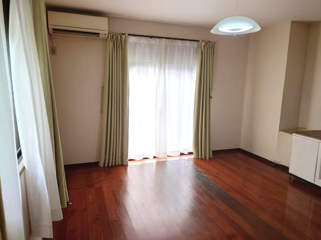 【居間・リビング】の画像