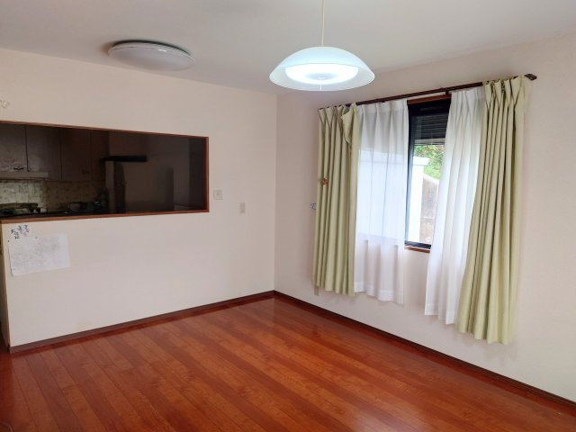 【居間・リビング】の画像