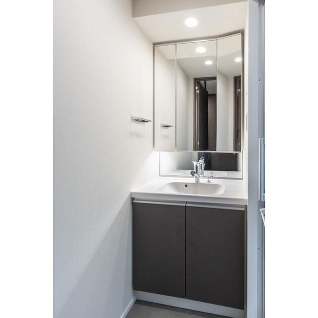 ミュプレ巣鴨駅前の洗面所