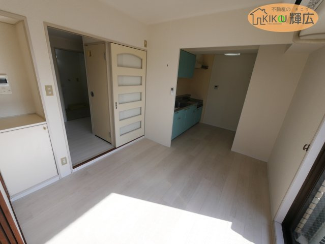 【居間・リビング】 | クリーンピア南大路時計台　6階