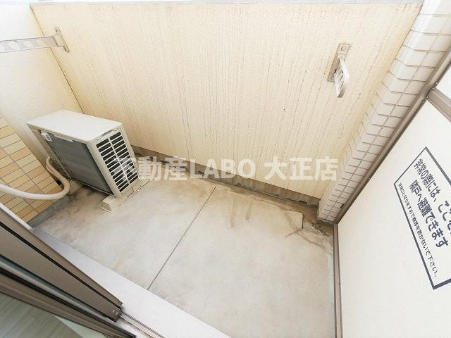 リレイション大国のバルコニー