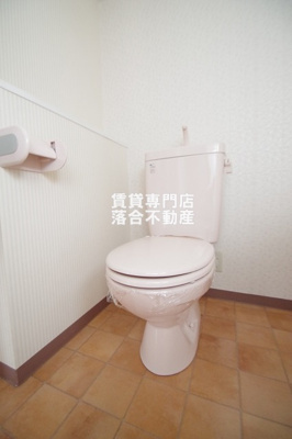 【トイレ】 | ENARIBLDⅢ | ゆったりとした空間のトイレ