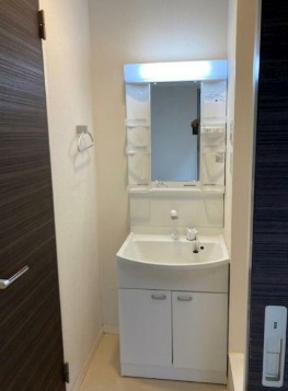 【独立洗面台】 | ブランマノワール | 嬉しい独立洗面台付き。