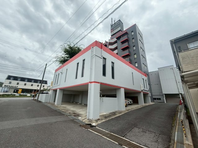 コメルスⅢの外観
