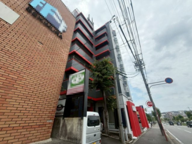 コメルスⅢの外観