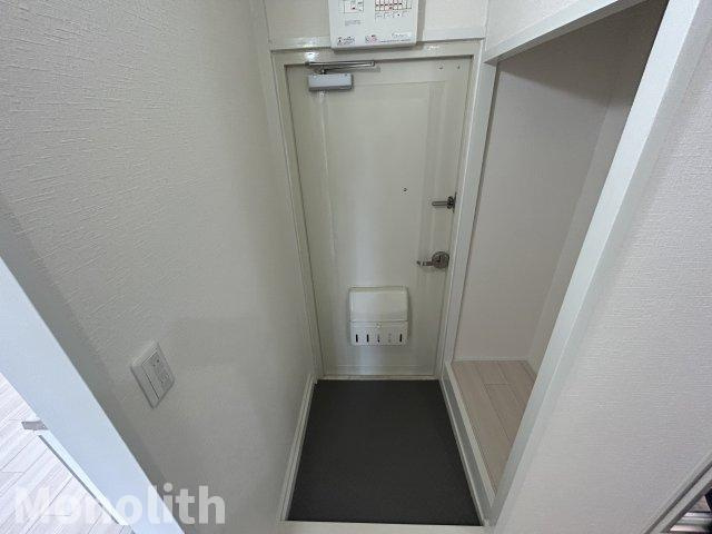 津久野南３号棟の玄関