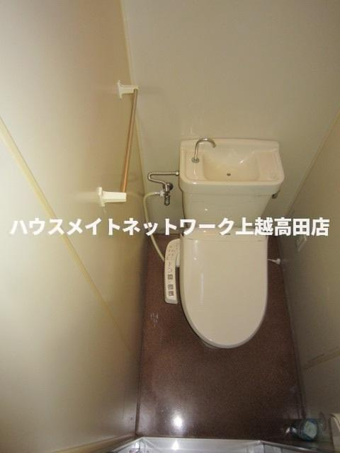 南葉ハイツのトイレ|温水洗浄暖房便座（同室タイプの画像を掲載）