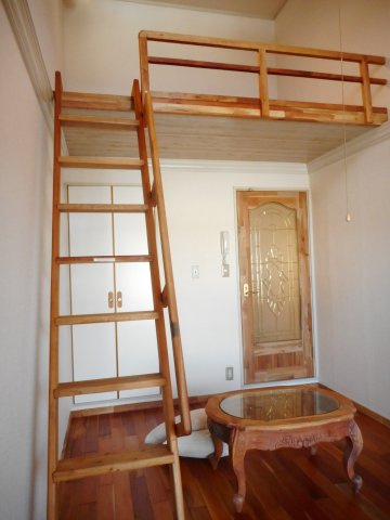 【洋室】 | ユトリロ平川本町 | ロフト有（※写真はイメージです、現況優先となります）