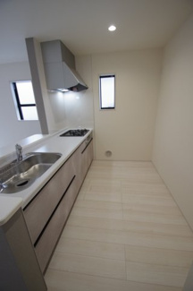 【キッチン】 | 【仲介手数料無料！！】府中市白糸台3丁目　新築戸建て（全1棟）1号棟　6380万円