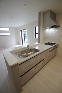 【キッチン】 | 【仲介手数料無料！！】府中市白糸台3丁目　新築戸建て（全1棟）1号棟　6380万円