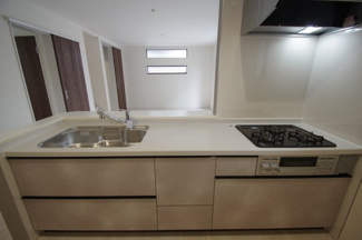 【キッチン】 | 【仲介手数料無料！！】府中市白糸台3丁目　新築戸建て（全1棟）1号棟　6380万円