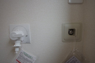 【ランドリースペース】 | 【仲介手数料無料！！】府中市白糸台3丁目　新築戸建て（全1棟）1号棟　6380万円 | ガス乾燥機用のガス栓