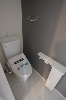 【トイレ】 | 【仲介手数料無料！！】府中市白糸台3丁目　新築戸建て（全1棟）1号棟　6380万円