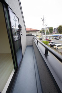 【バルコニー】 | 【仲介手数料無料！！】府中市白糸台3丁目　新築戸建て（全1棟）1号棟　6380万円