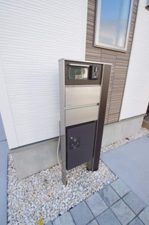 【その他】 | 【仲介手数料無料！！】府中市是政2丁目　新築戸建て（全1棟）1号棟　5780万円 | 宅配ボックス付き郵便受け