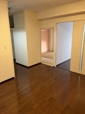 【駐車場】 | エビハラサングリーン川口