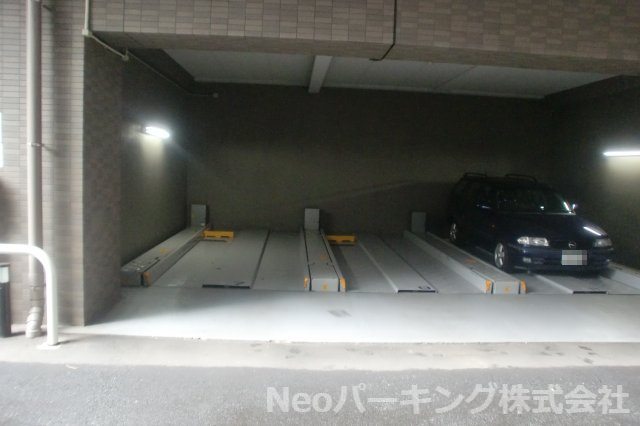 港区芝３丁目の駐車場