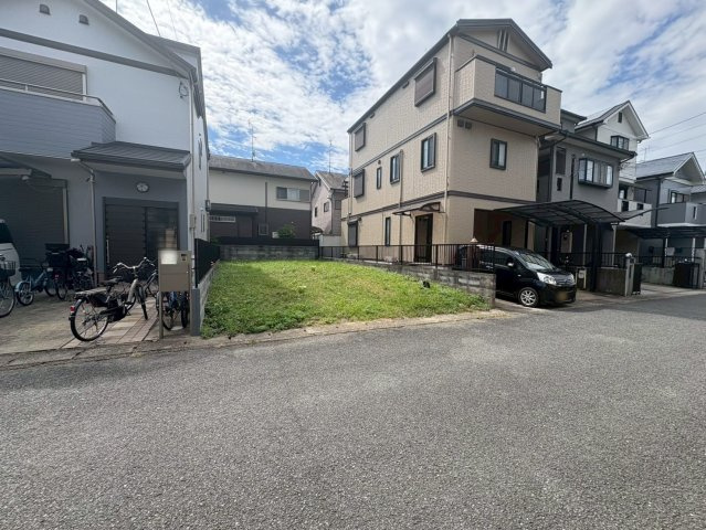 醍醐新開1期1号地の前面道路含む現地写真