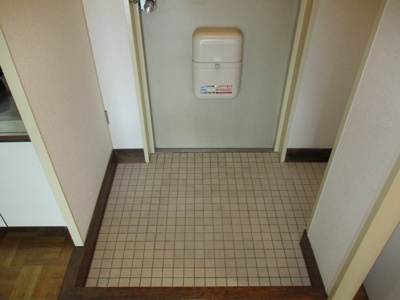 【玄関】 | 須賀の森シティハイツ | きれいな玄関です