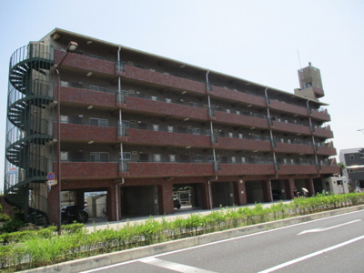 【外観】 | 須賀の森シティハイツ | サイクリングロードがすぐ近くです