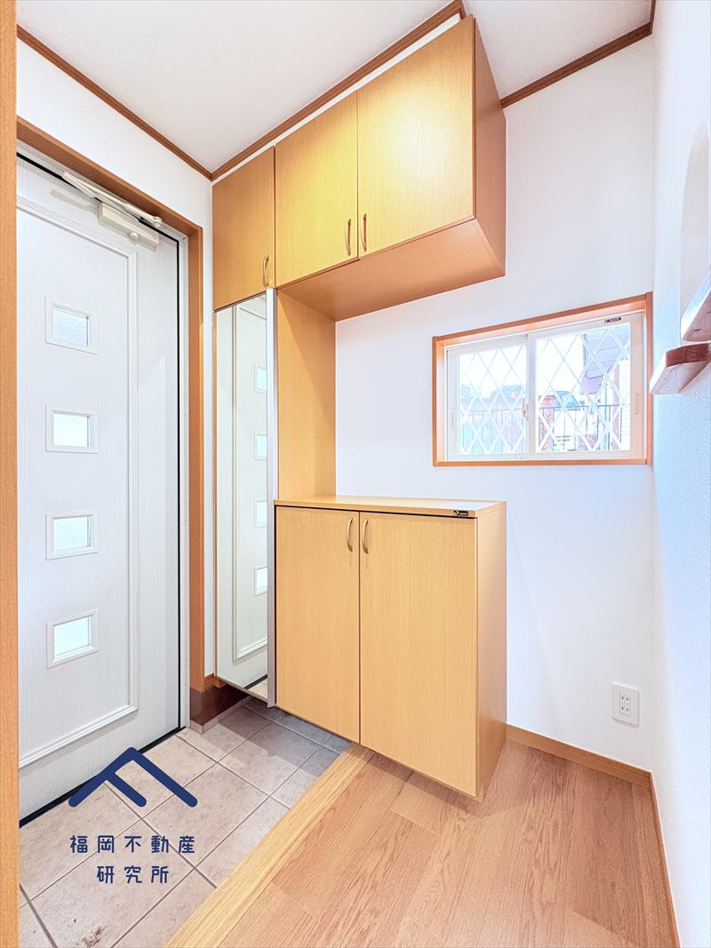 早良区梅林６丁目　戸建ての玄関