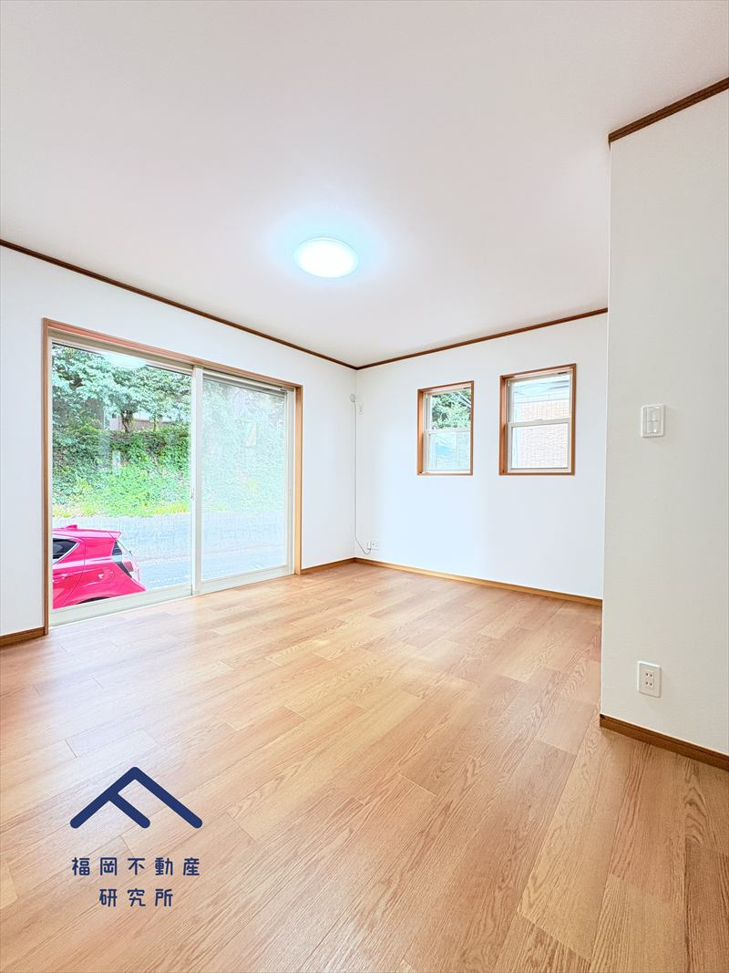 早良区梅林６丁目　戸建ての居間・リビング